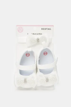 Babies White Pearl Pram Shoe With Headband Set (2 Piece)