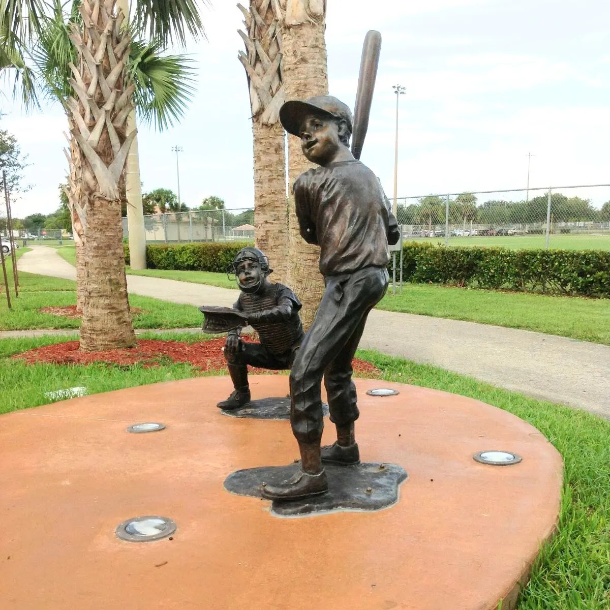 Slugger, Baseball Statue